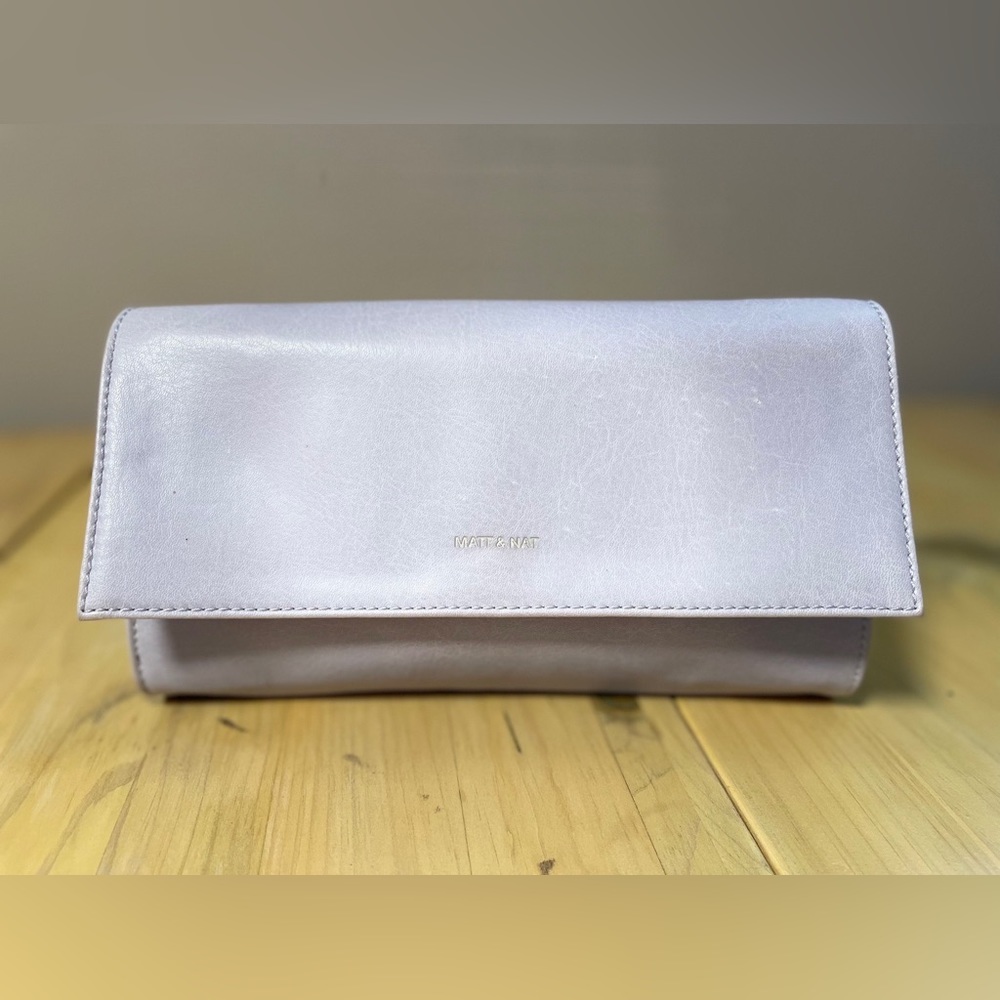 𝐌𝐀𝐓𝐓 & 𝐍𝐀𝐓- Crossbody and clutch purse